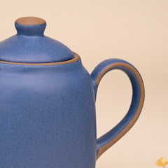 Tea pot